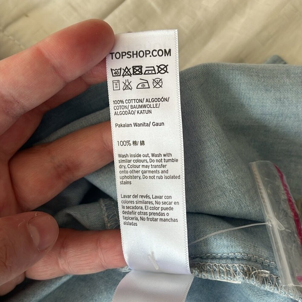 SOLD NWOT Topshop Asymmetric Button Denim Look Mini Dress 8P Blue - Picture 11 of 11